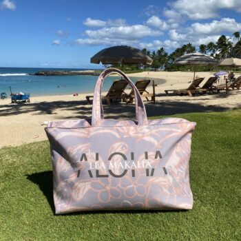 ハワイのヨガウェアブランド　ヨガやフラにっぴったりの大きいバッグ